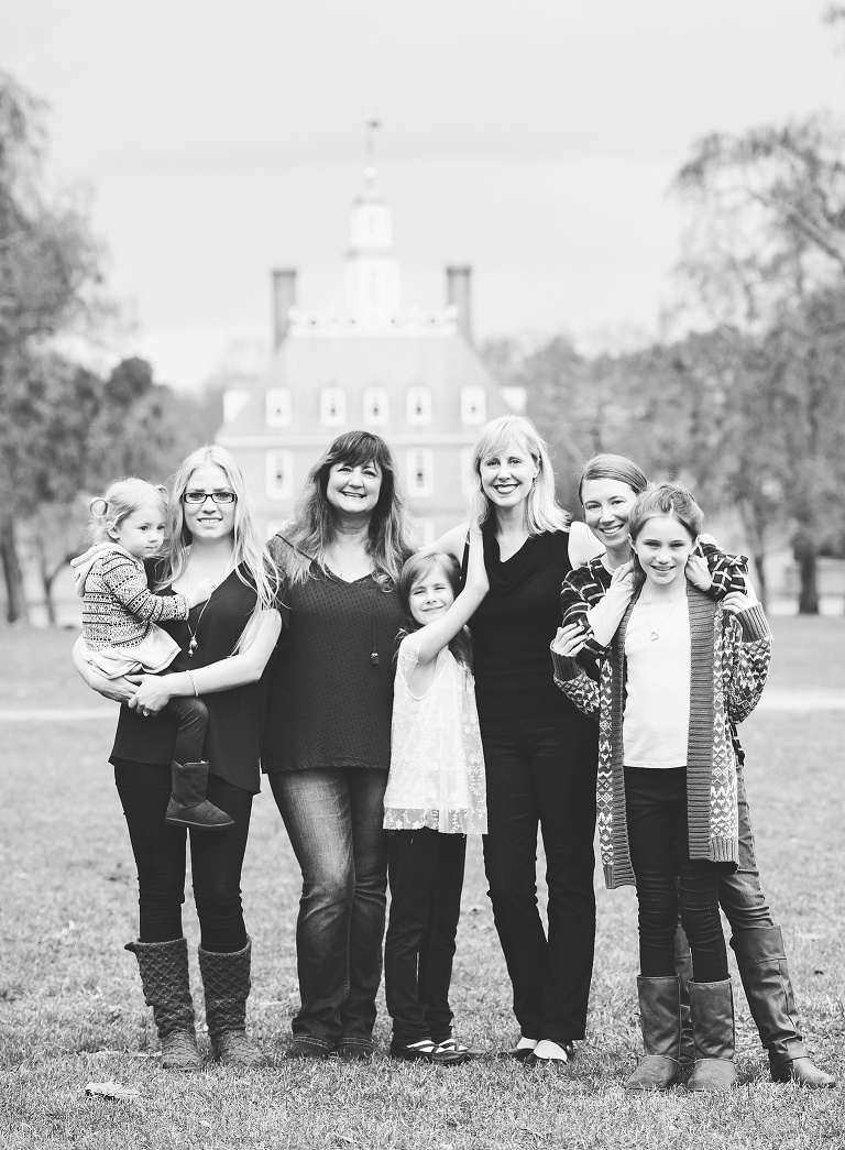 Williamsburg Family Photographer_3330