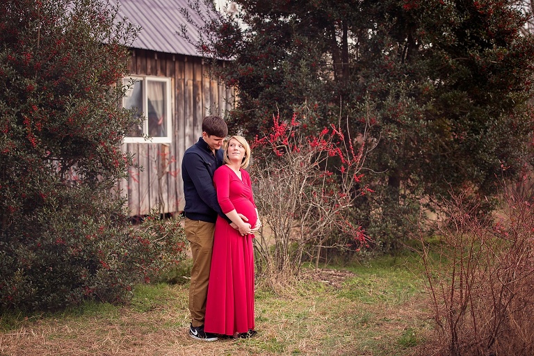 Williamsburg Tree Farm Maternity Photographer_3371