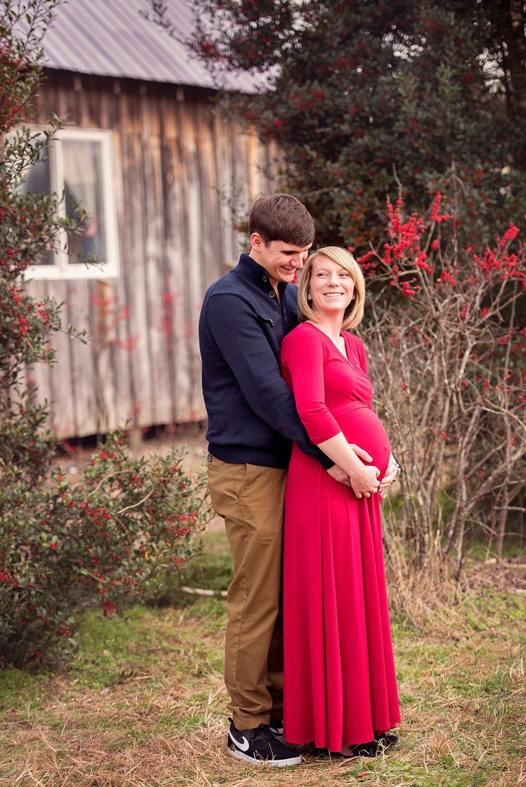 Williamsburg Tree Farm Maternity Photographer_3372