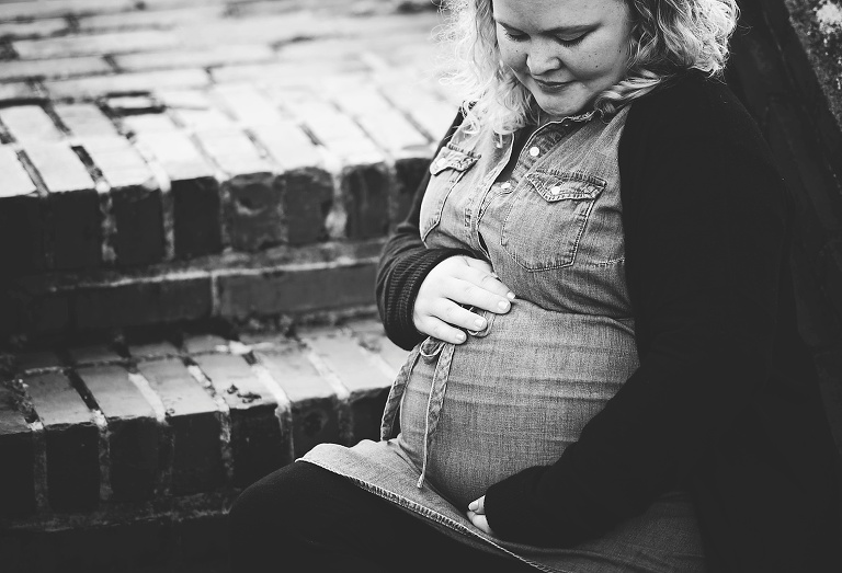 Yorktown Maternity Photographer_4060