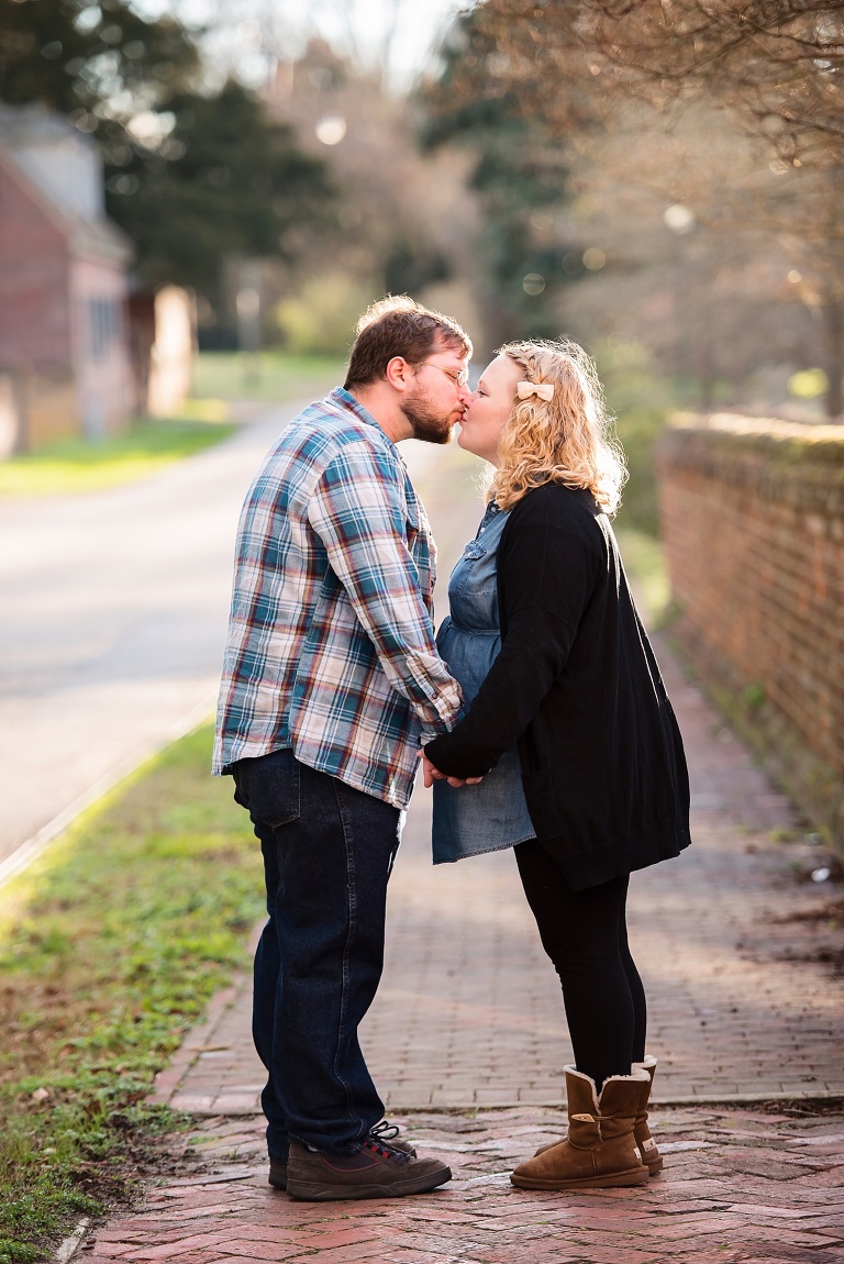 Yorktown Maternity Photographer_4066