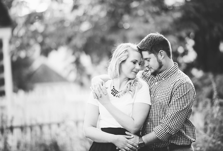 Colonial Williamsburg Engagement Photos_8050